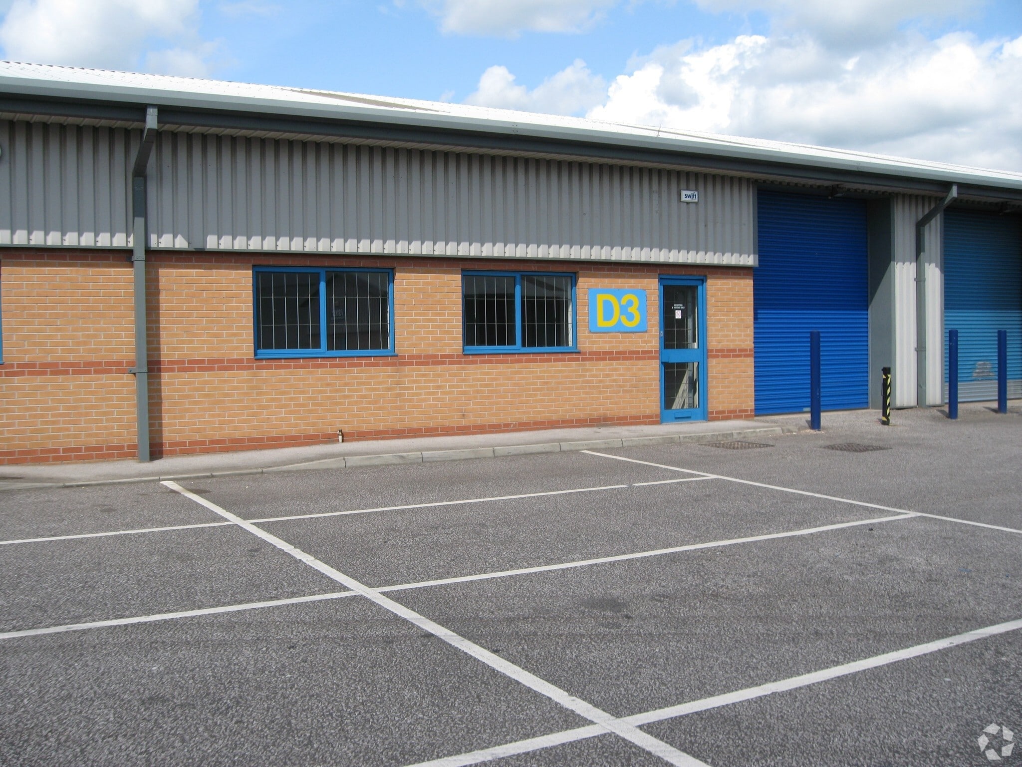 Rands Ln, Doncaster to rent Building Photo- Image 1 of 4