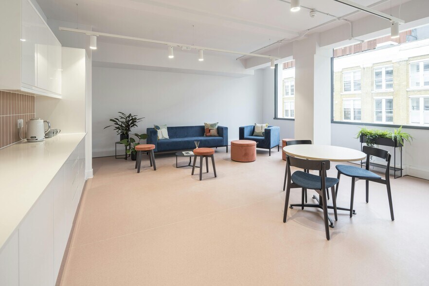 85 Great Eastern St, London to rent - Building Photo - Image 3 of 42