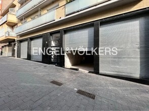 Retail in Santa Coloma de Gramenet, Barcelona to rent Interior Photo- Image 1 of 5