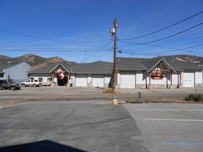 417-429 W Fairway Blvd, Big Bear City, CA for sale - Primary Photo - Image 1 of 1