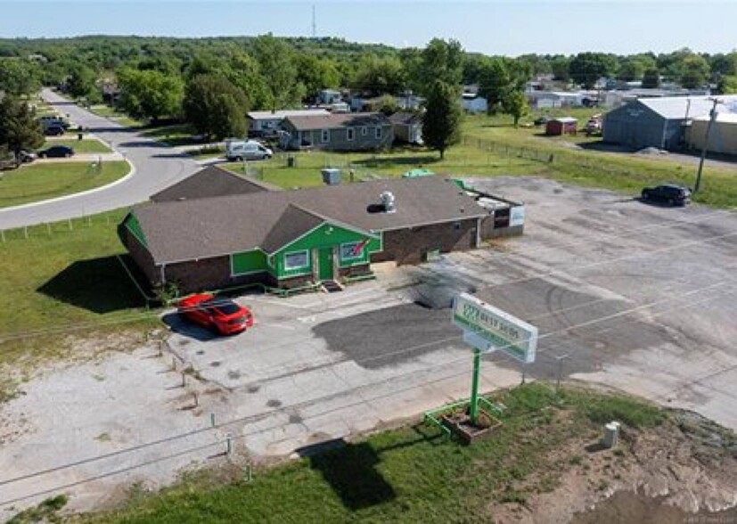 4300 W Rogers Blvd, Skiatook, OK for sale - Building Photo - Image 1 of 1