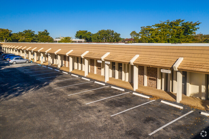 7421-7497 NW 4th St, Plantation, FL for sale - Building Photo - Image 3 of 9