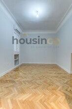 Office in Madrid, Madrid to rent Interior Photo- Image 2 of 23