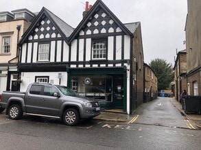 125 High St, Windsor to rent Building Photo- Image 1 of 3