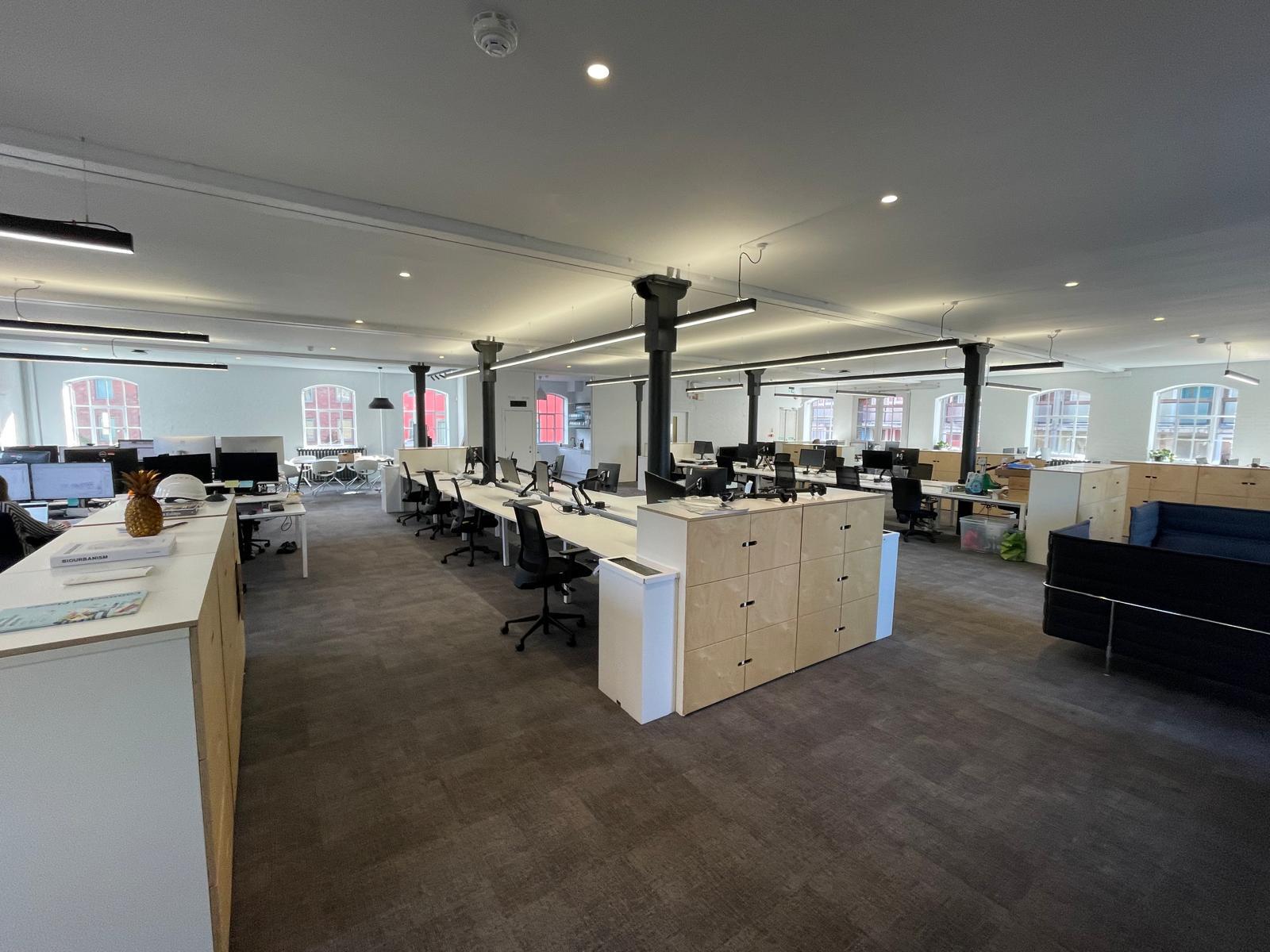 38-38A Graham St, London to rent Building Photo- Image 1 of 10