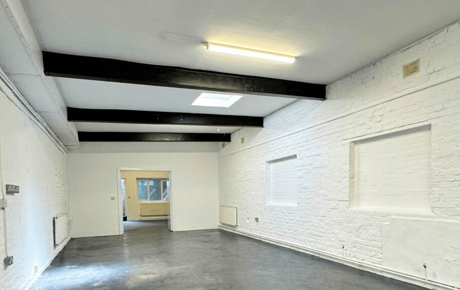 14 Falkland Rd, Barnet to rent Interior Photo- Image 1 of 1