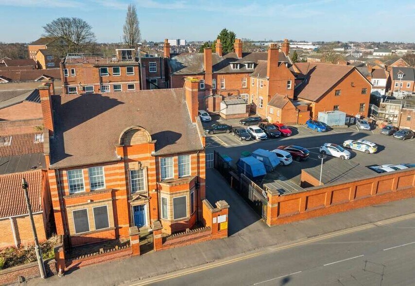39 Piddock Rd, Smethwick for sale - Building Photo - Image 2 of 5