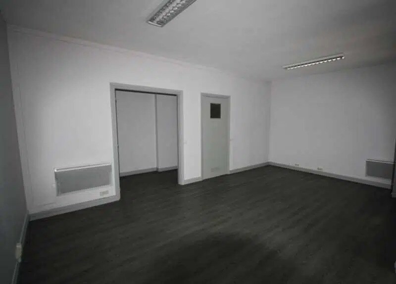 Office in Rouen to rent - Interior Photo - Image 3 of 5
