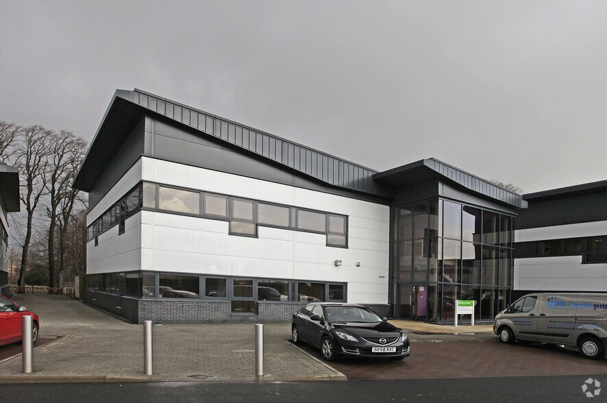 4 Marchfield Dr, Paisley for sale - Primary Photo - Image 1 of 1