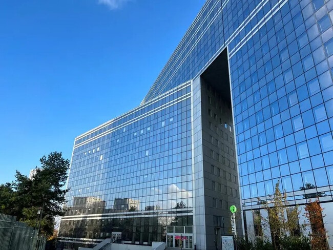 Vente Bureaux 850 m² à 3 585 m²