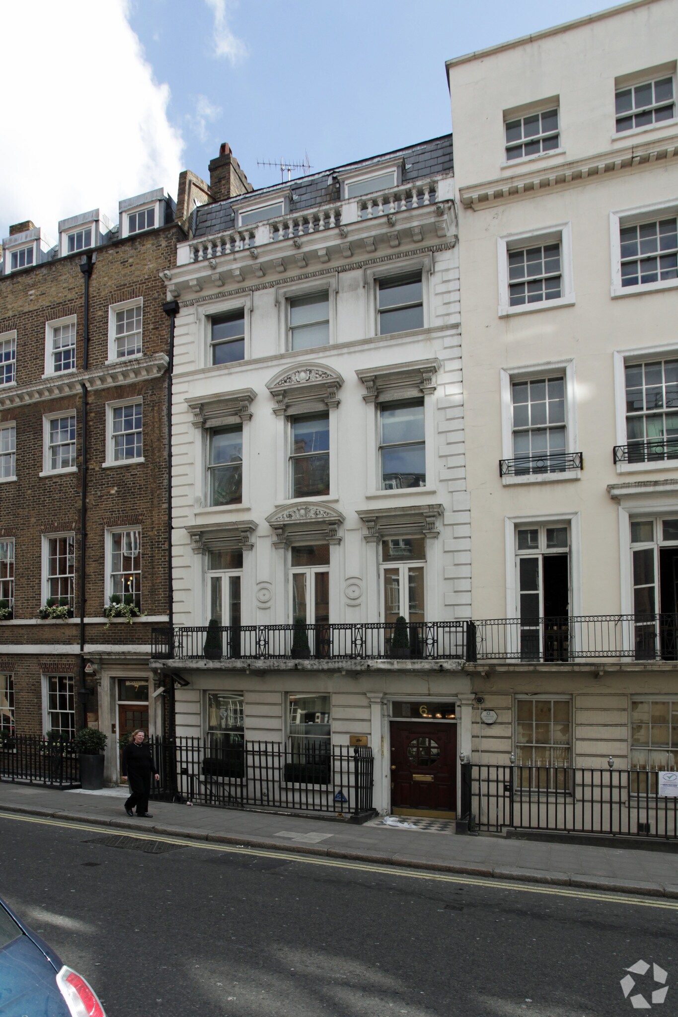 6 Queen St, London for sale Primary Photo- Image 1 of 1