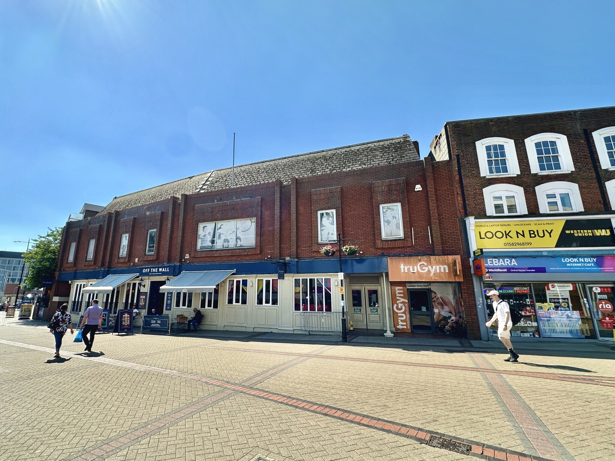6-8 Park St, Luton for sale Primary Photo- Image 1 of 1