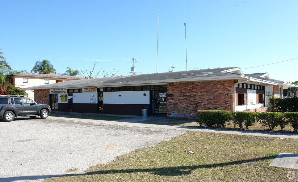 805 NE 2nd Ave, Homestead, FL for sale - Primary Photo - Image 1 of 1