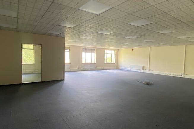 4 Woodlands, Bradley Stoke to rent Interior Photo- Image 1 of 4