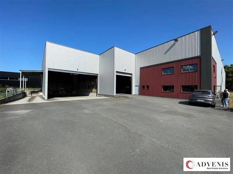 Light Industrial in Blanquefort to rent Building Photo- Image 1 of 8