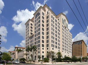 2 Alhambra Plz, Coral Gables, FL for rent Building Photo- Image 1 of 15