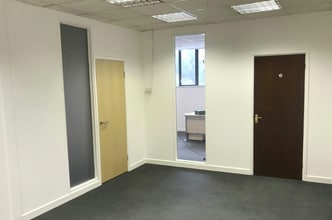 20A City Rd, Cardiff to rent Interior Photo- Image 2 of 4