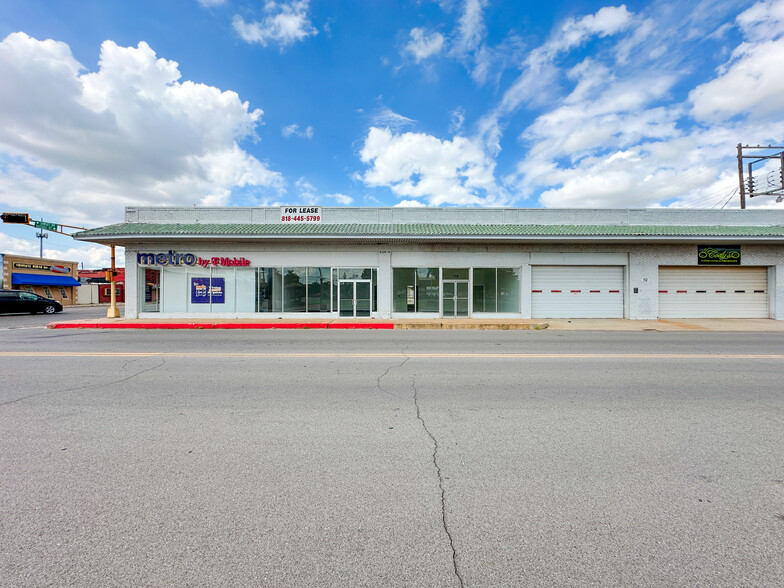 116 Russell St, El Reno, OK for rent - Building Photo - Image 3 of 26