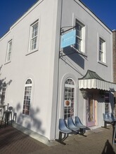 1044 E Montague Ave, Charleston, SC for rent Building Photo- Image 1 of 13