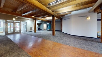 1033 W Van Buren St, Chicago, IL to rent Interior Photo- Image 2 of 9