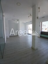 Retail in Vilassar de Mar, Barcelona to rent Interior Photo- Image 2 of 12