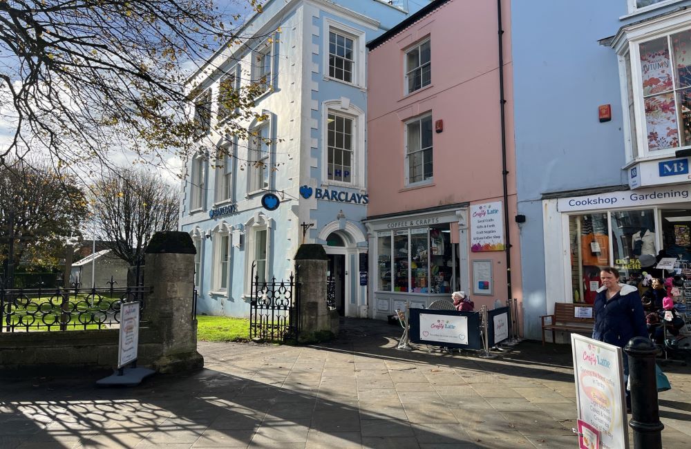 18 High St, Tenby for sale Building Photo- Image 1 of 1