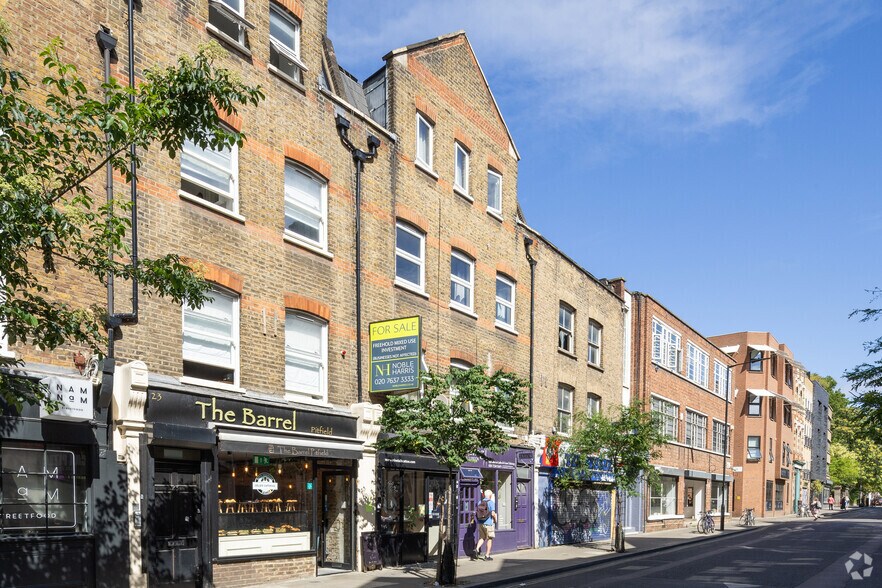25-25A Pitfield St, London for sale - Primary Photo - Image 1 of 2