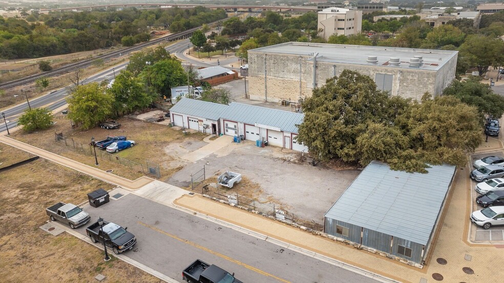 103 W Bagdad Ave, Round Rock, TX for sale - Building Photo - Image 1 of 6