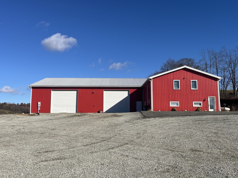 1446 Smith Township State Rd, Burgettstown, PA for rent - Building Photo - Image 1 of 20