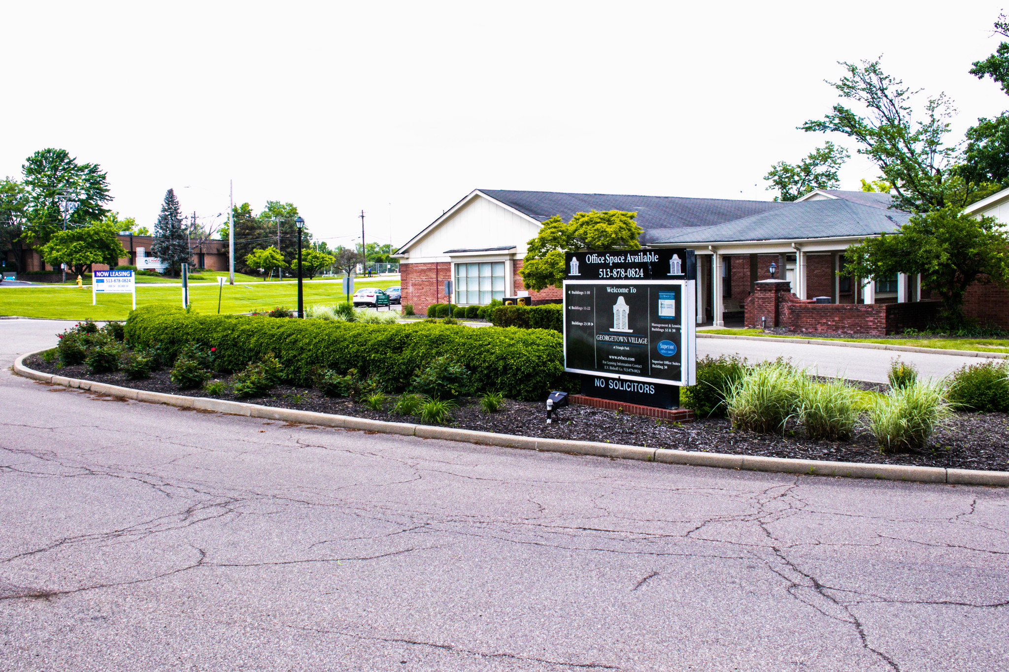 34-38 Triangle Park Dr, Cincinnati, OH for rent Building Photo- Image 1 of 11