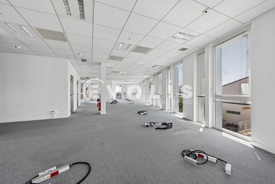 Office in Nogent Sur Marne to rent - Interior Photo - Image 3 of 13