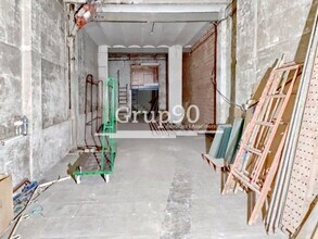 Retail in Lleida, Lérida to rent Interior Photo- Image 2 of 4
