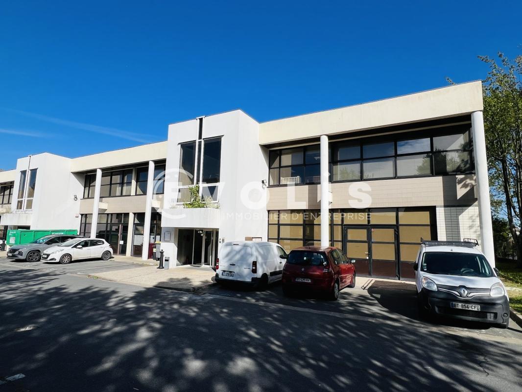 20 Rue Des Campanules, Lognes to rent Building Photo- Image 1 of 7