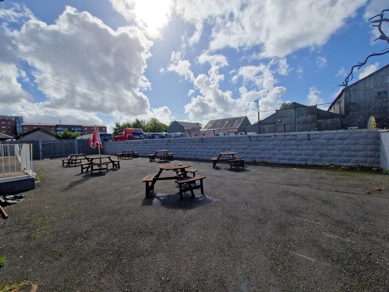 3 Clyde St, Renfrew for sale - Building Photo - Image 2 of 6