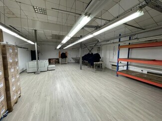 More details for 21 Rue De Stalingrad, Bobigny - Light Industrial to Rent