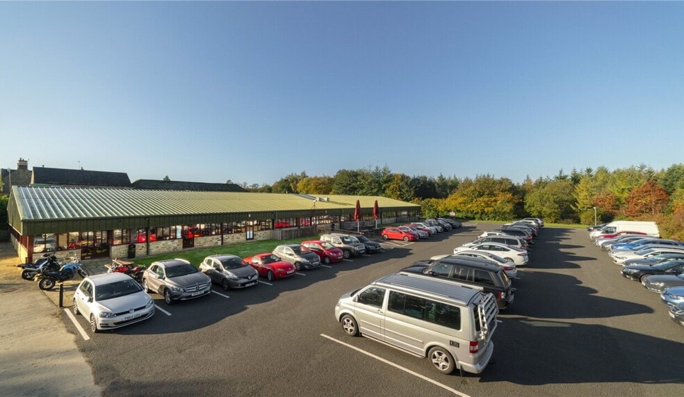 Stocksfield Hall, Stocksfield to rent - Building Photo - Image 3 of 3