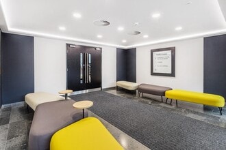 Mill Ln, Godalming to rent Interior Photo- Image 1 of 3