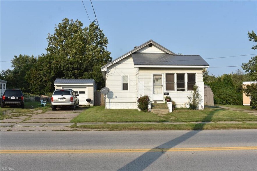 2828 Lake Ave, Ashtabula 44004 Residential For Sale