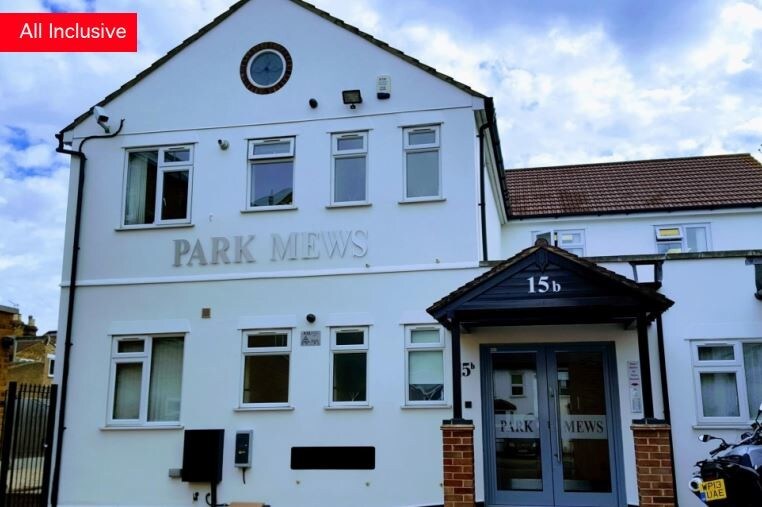 15 Park Ln, Hornchurch for sale Primary Photo- Image 1 of 1