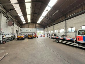 7 Greenhill Cres, Watford to rent Interior Photo- Image 2 of 6