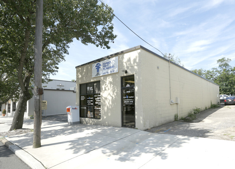 218 Main St, Toms River, NJ for sale - Primary Photo - Image 1 of 1