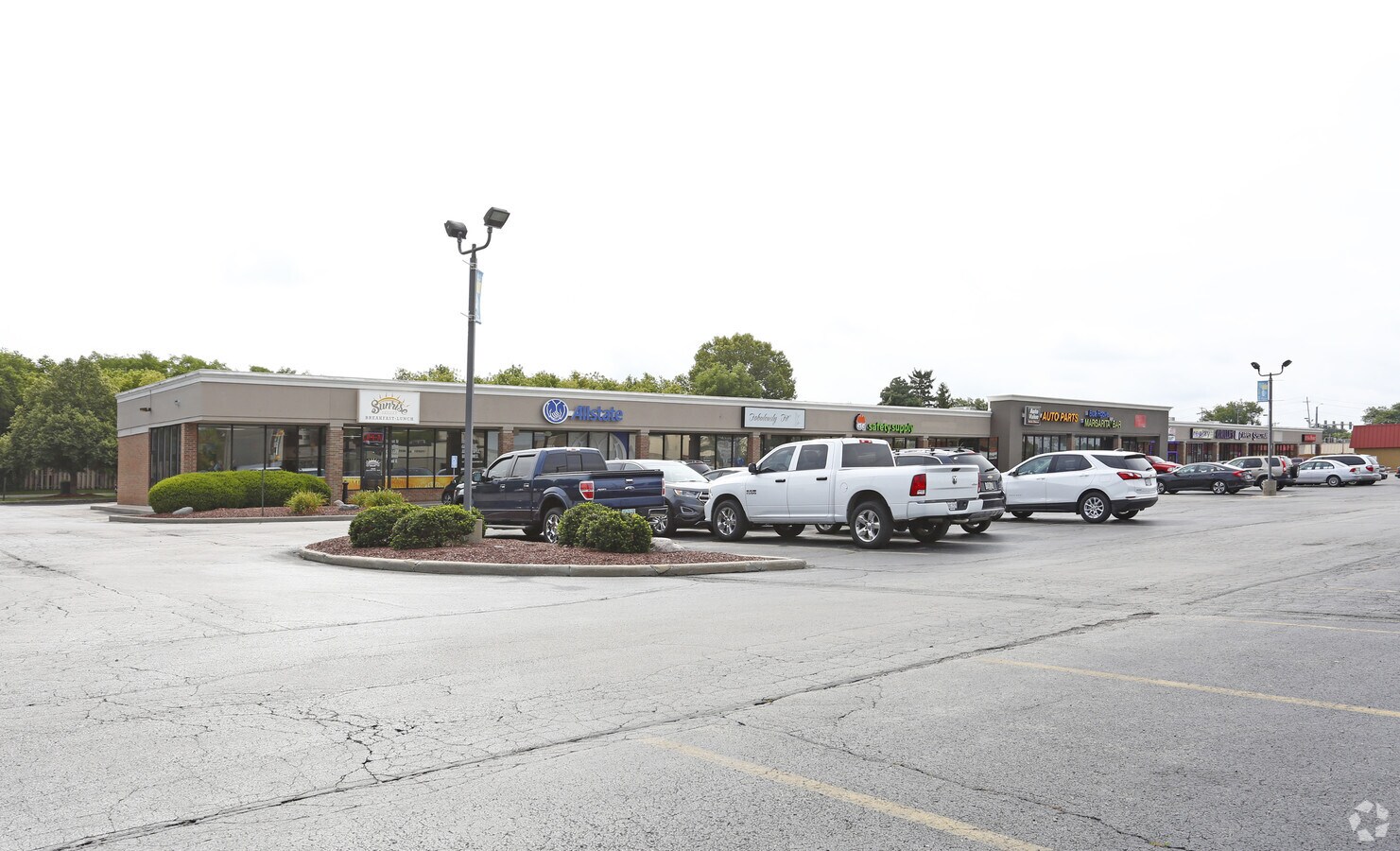 1855 S Reynolds Rd, Toledo 43614 UK