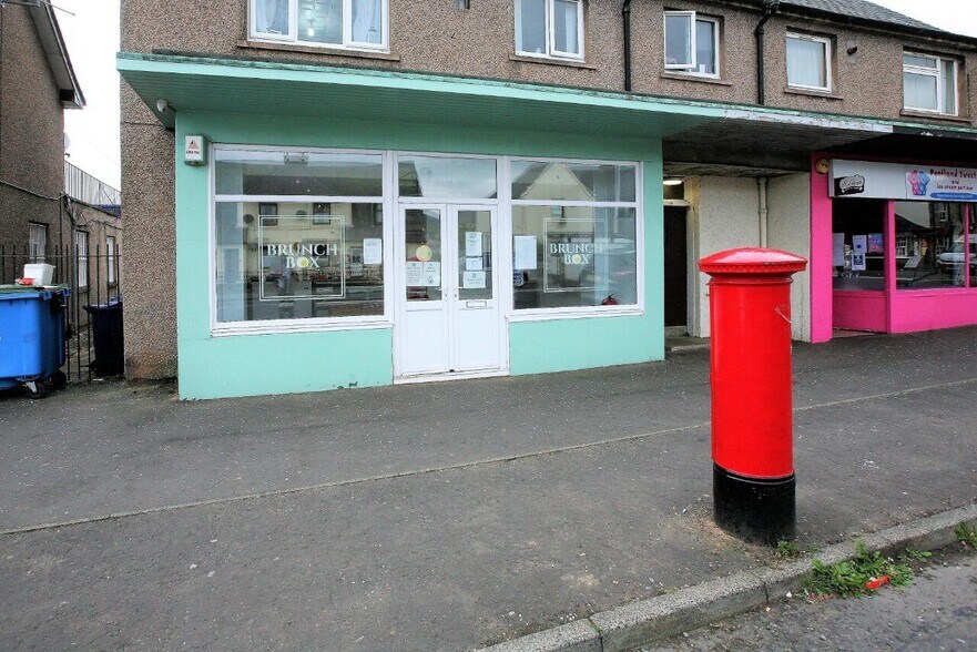 161 John St, Penicuik, EH26 8AT UK