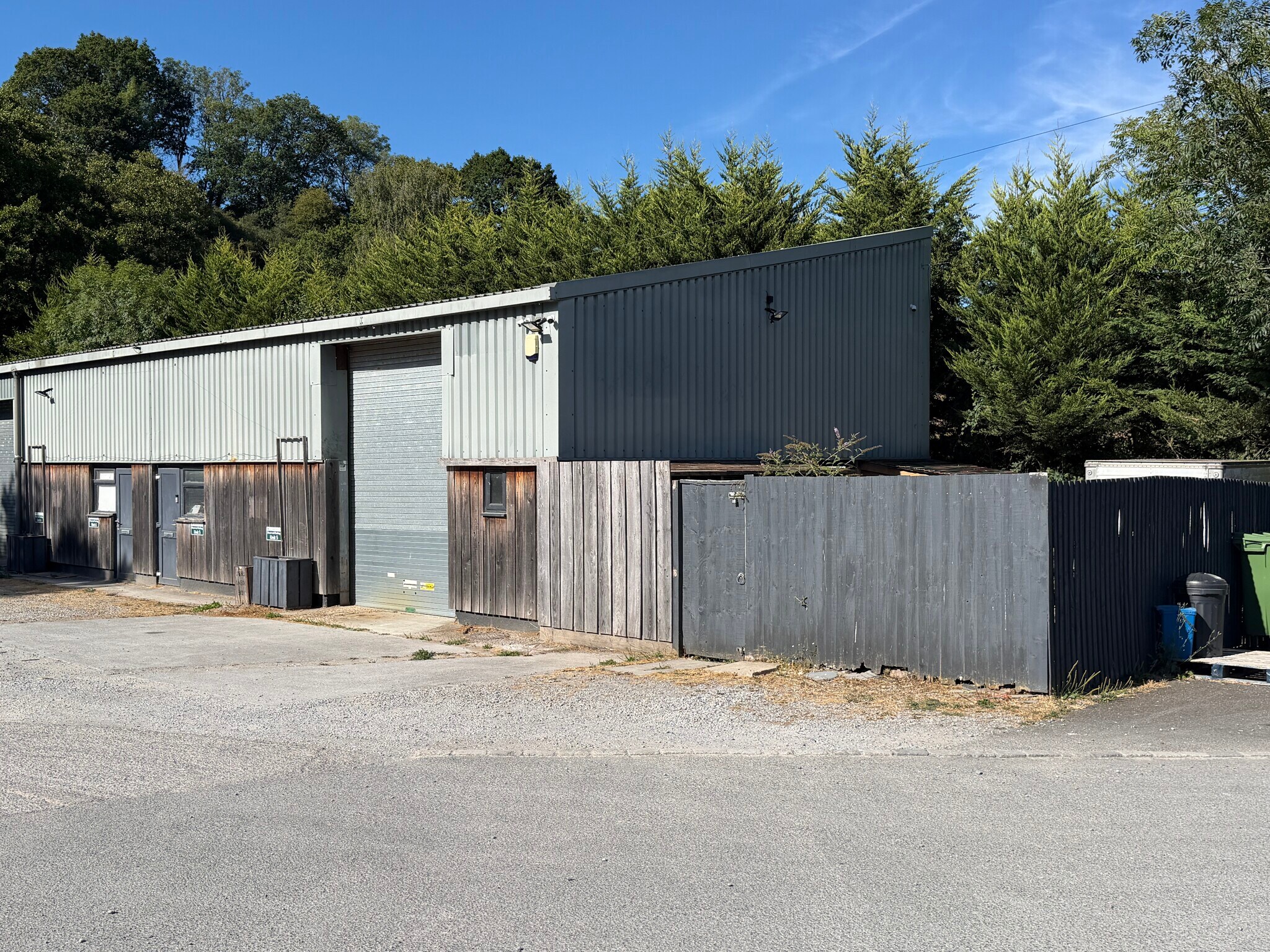 1-5 Village Rd, Christow to rent Building Photo- Image 1 of 6