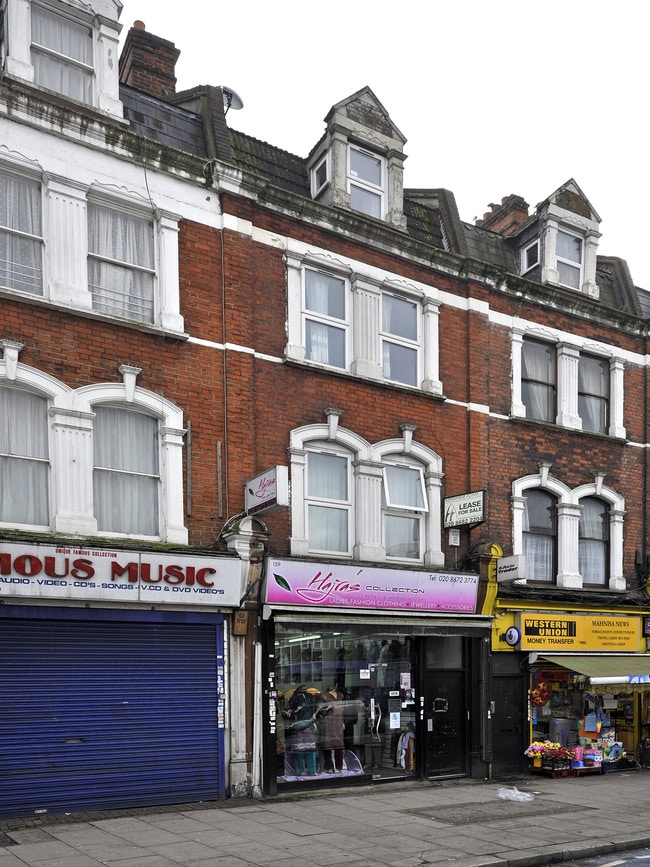 More details for 159 Upper Tooting Rd, London - Retail to Rent