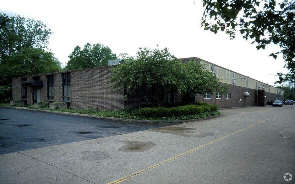 4650 Tiedeman Rd, Brooklyn, OH for sale - Primary Photo - Image 1 of 1