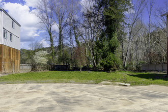 14293 Mill Ct, Guerneville, CA for sale Primary Photo- Image 1 of 19