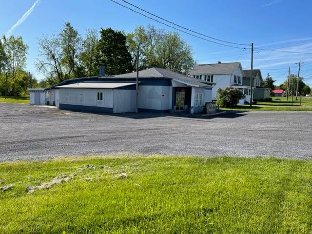 1061 Glenwood Ave, Oneida, NY for sale - Building Photo - Image 1 of 1