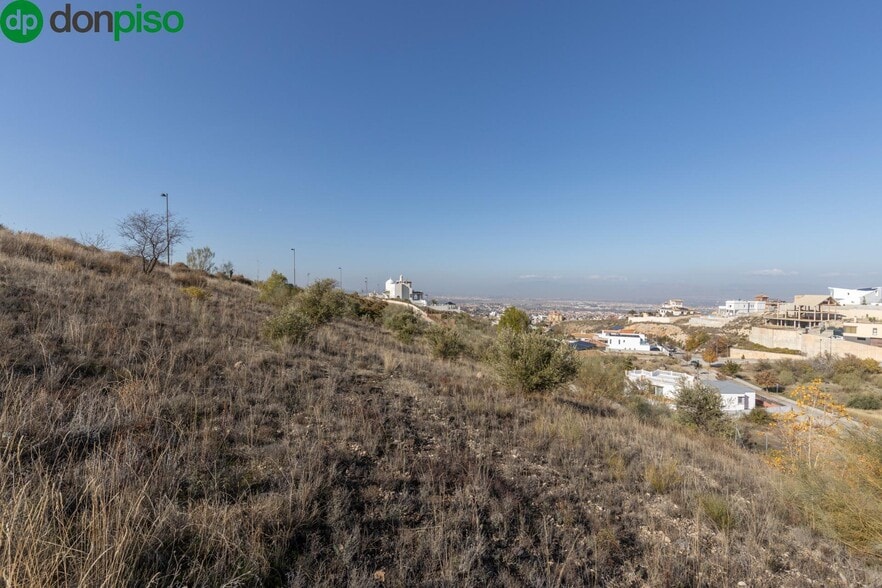 Calle Güevéjar, 6, La Zubia, Granada for sale - Building Photo - Image 2 of 17