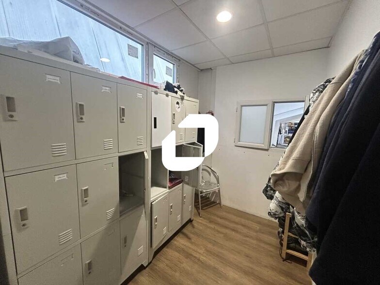 Light Industrial in Argenteuil to rent - Interior Photo - Image 3 of 10